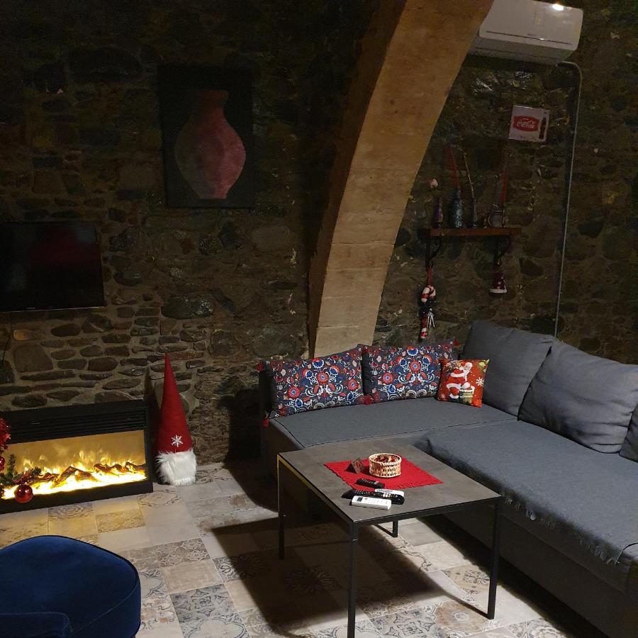 Petradaki House Villa Arakapas Bagian luar foto